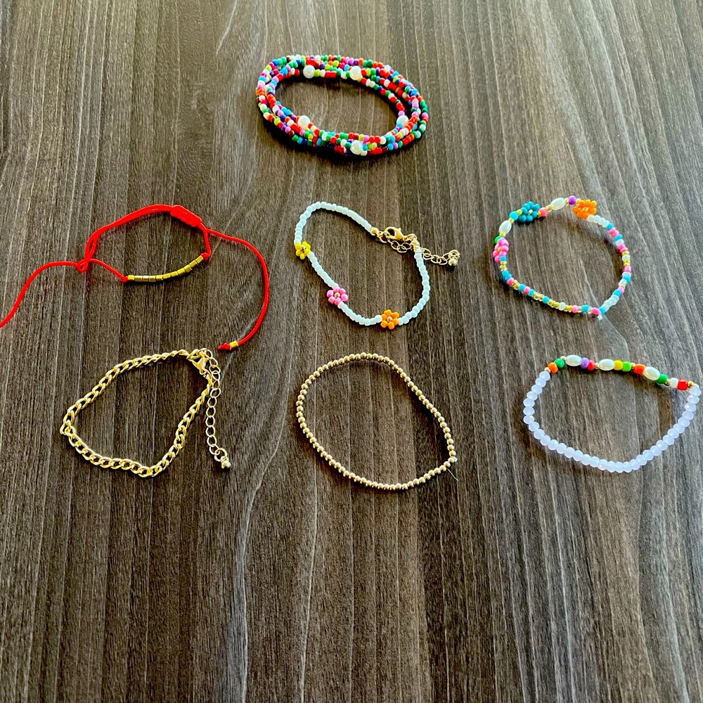 Women’s Assorted Bracelets (7)